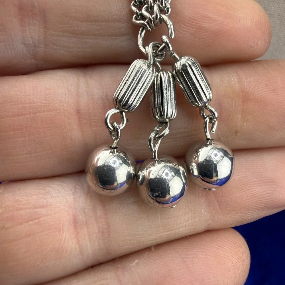 Vintage‎ Sarah Coventry Lariat Necklace Silver Tone 36